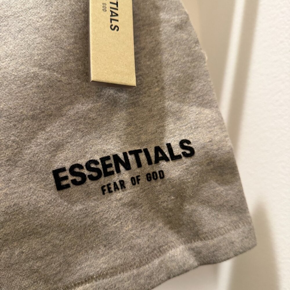 Combo Set Fear of God Essentials Dark Oat T-shirt & Shorts BNWT Authentic ✅ - Picture 8 of 9